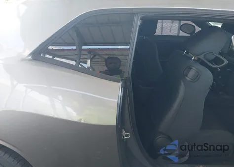 2012 Dodge Challenger Sxt z USA, uszkodzony, nr VIN 2C3CDYAG8CH125277